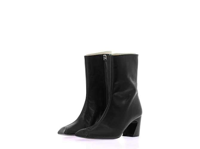 Autre Marque NON SIGNE / UNSIGNED  Ankle boots T.eu 36 leather Black  ref.1184440