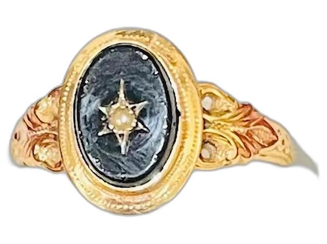 Autre Marque Bague ancienne en or rose 18 carats sertie d’une onyx et d’une perle. Noir Doré  ref.1184736