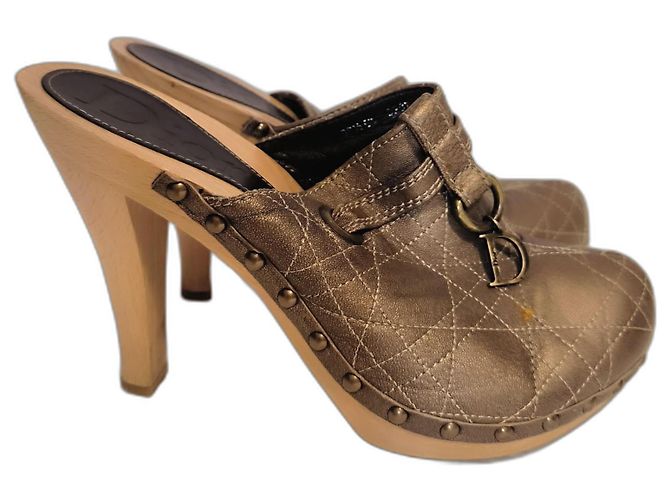 Christian Dior Clogs aus Leder bronze