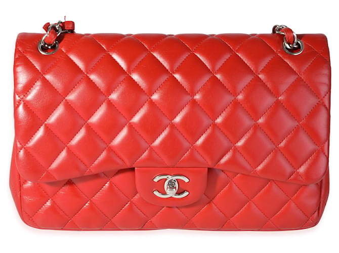 Timeless Bolsa Chanel Red acolchoada em pele de cordeiro Classic Jumbo forrada com aba Vermelho Couro  ref.1188990