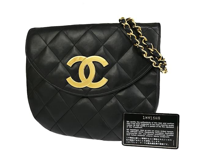 Timeless Chanel Matelassé Black Leather  ref.1190487