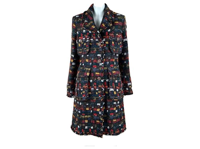Chanel Paris / Edinburgh CC Jewel Buttons Tweed-Mantel Mehrfarben  ref.1190912