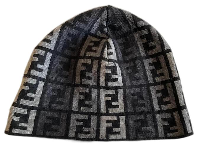 Fendi Hats Beanies Black Grey Dark grey Wool  ref.1190930
