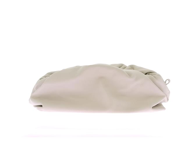 BOTTEGA VENETA  Clutch bags T.  leather Cream  ref.1191148