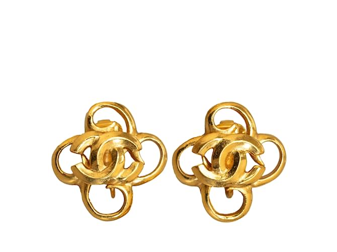 Gold Chanel CC Clip On Earrings Golden Gold-plated  ref.1191511