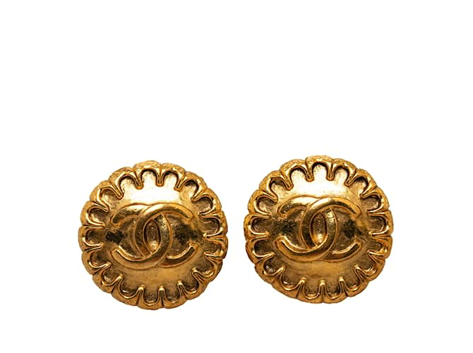 Orecchini a clip CC Chanel in oro D'oro Placcato in oro  ref.1191709