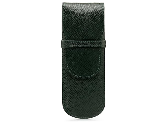 Louis Vuitton Green Taiga Etui Pen Case Dark green Leather  ref.1191943