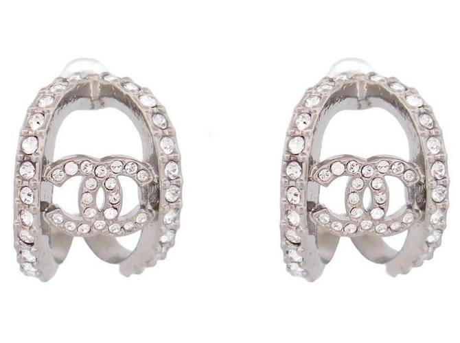 NEW CHANEL EARRINGS CC LOGO AND SILVER METAL STRASS NEW EARRINGS Silvery  ref.1192069