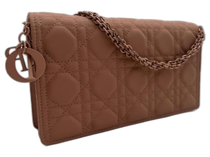 Christian Dior Lady Dior clutch bag in ultra-matte powder-colored leather Pink Beige  ref.1192257