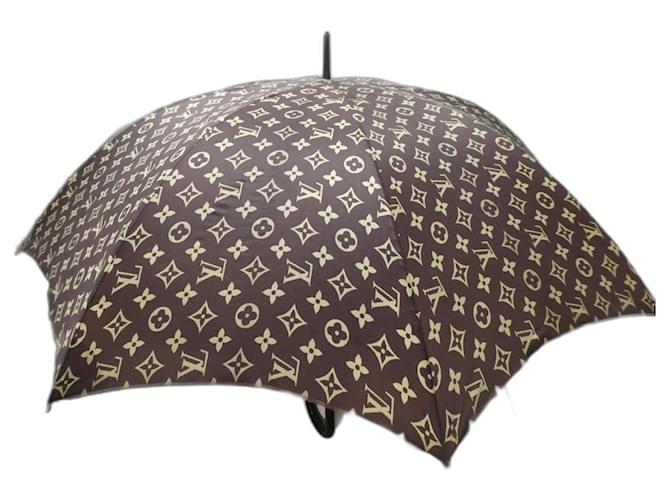 vintage louis vuitton umbrella in very good condition Monogram Nylon  ref.1192741