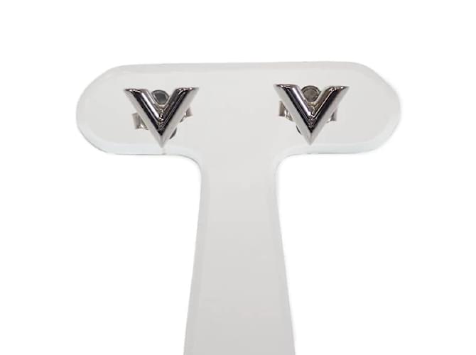 Louis Vuitton Brincos Essential V M63208 Prata Metal  ref.1193244