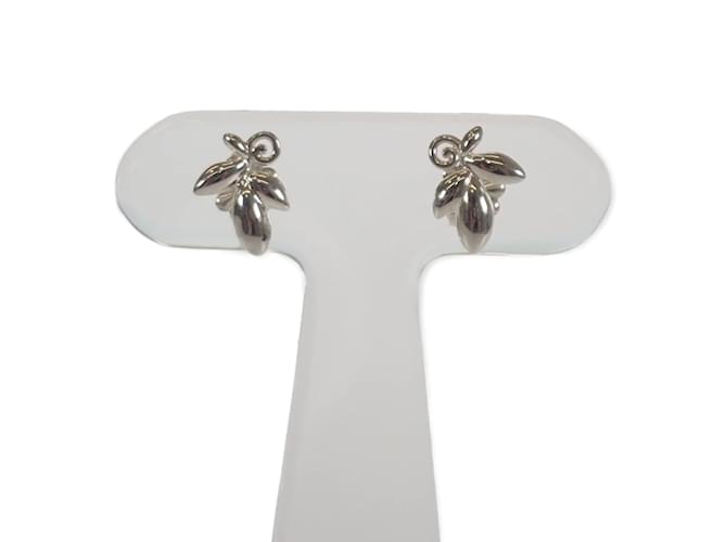 Tiffany & Co Boucles d'oreilles feuille d'olivier Paloma Picasso en argent 6.0022026E7 Métal Argenté  ref.1193261