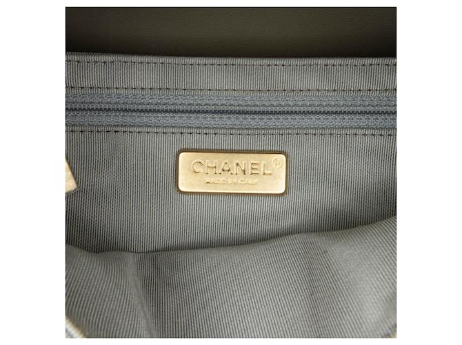Chanel Grey Medallion Chevron Flap Clutch Grau Leder Kalbähnliches Kalb  ref.1193357