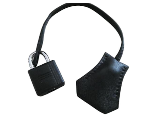 clochette , cerniera per il nuovo lucchetto Hermès per la scatola del sacchetto per la polvere della borsa Hermès Nero Acciaio  ref.1193717