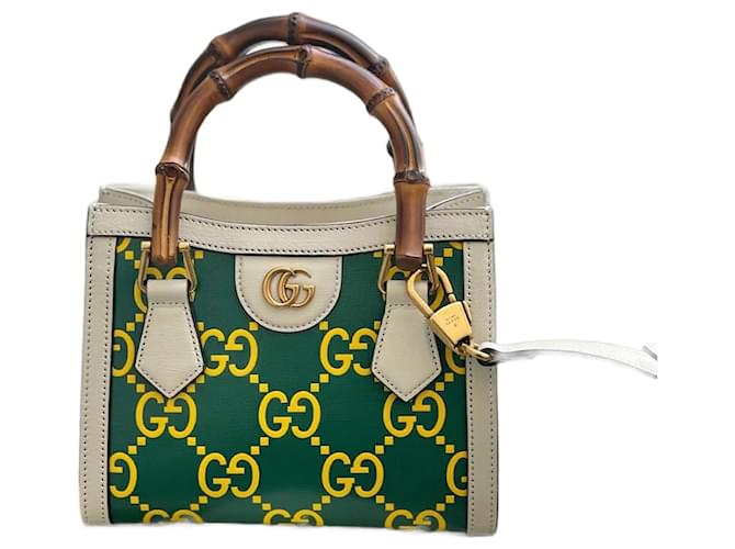 GUCCI  Handbags T.  leather Green  ref.1195132