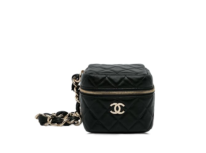 Vanity Bolso de tocador con forma de cubo de piel de cordero acolchado Chanel negro Cuero  ref.1195184