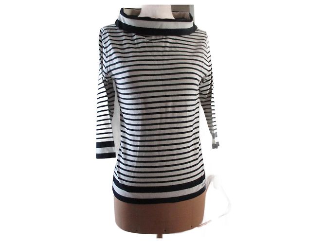 Trussardi Jeans oben/Gestreifter Pulli. Größe L. Aus weiß