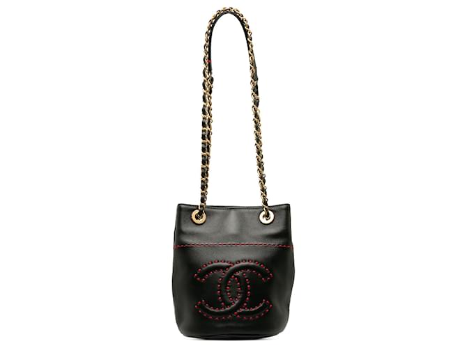 Chanel Black CC Lambskin Leather Shoulder Bag  ref.1196462