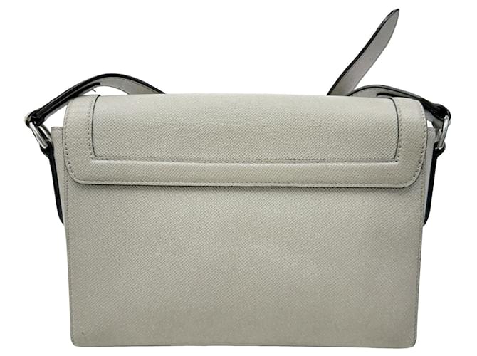 Louis Vuitton Grey Leather  ref.1197251