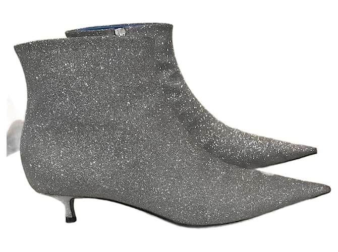 BALENCIAGA  Ankle boots T.eu 40 leather Silvery  ref.1197379