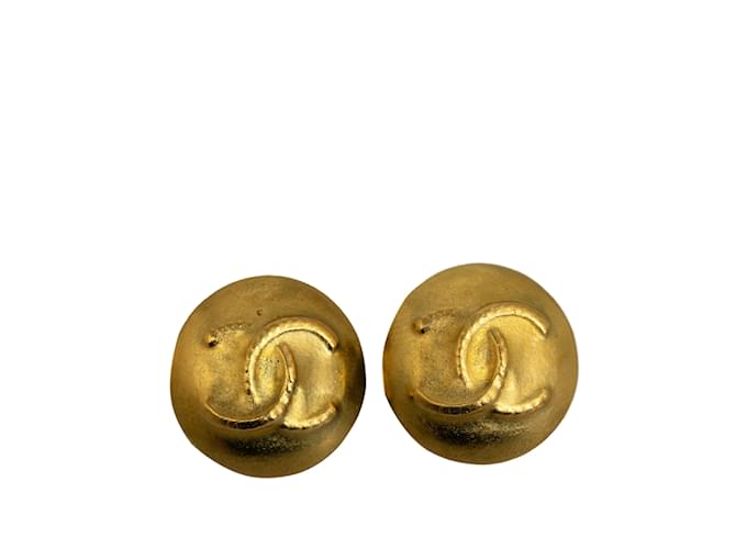 Gold Chanel CC Clip On Earrings Golden Gold-plated  ref.1197477