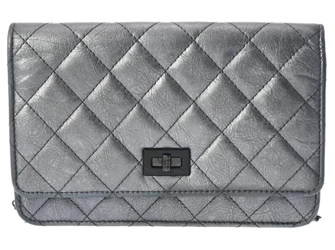 Timeless Chanel 2.55 Metálico Cuero  ref.1197647