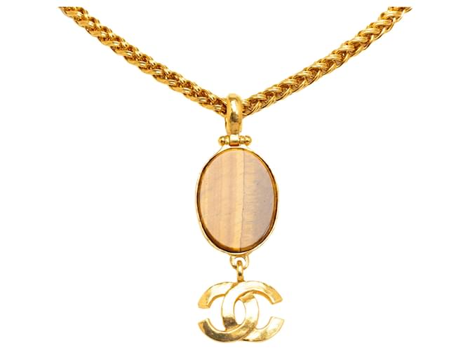 Chanel Gold CC Anhänger Halskette Golden Metall Vergoldet  ref.1198147
