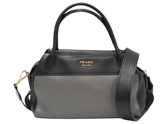 Prada Esplanade