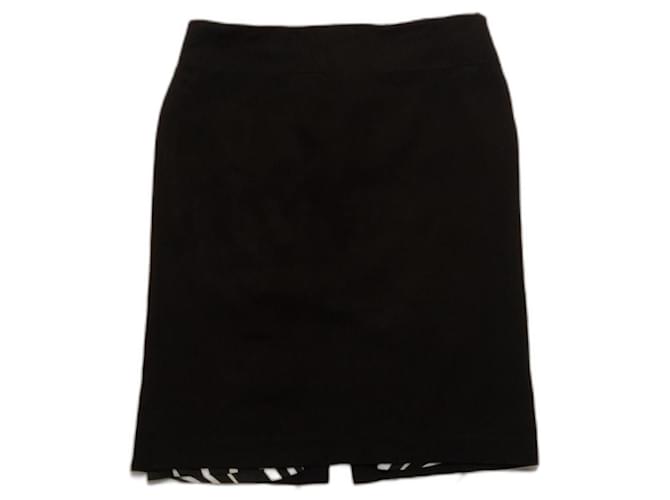 Versace Jeans Couture Straight skirt Black Viscose  ref.1199032