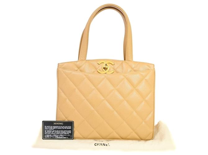 Timeless Chanel Matelassé Bege Couro  ref.1199433