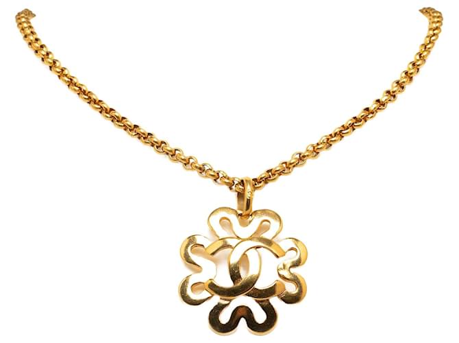 Chanel Gold CC Anhänger Halskette Golden Metall Vergoldet  ref.1199707