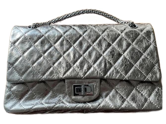 2.55 Chanel Reissue 227, bronze / champagne, distressed, series 11 Lambskin  ref.1200268