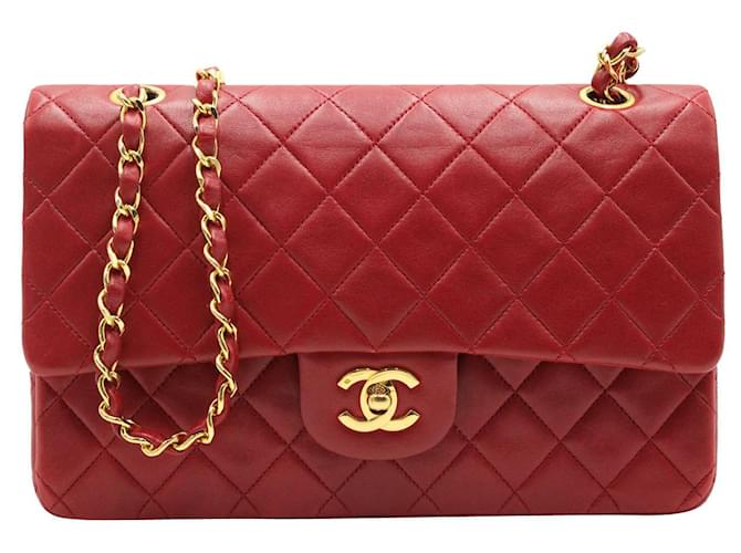 Timeless Chanel Classic Double Flap Medium Shoulder Bag in Red Caviar Leather   ref.1200560