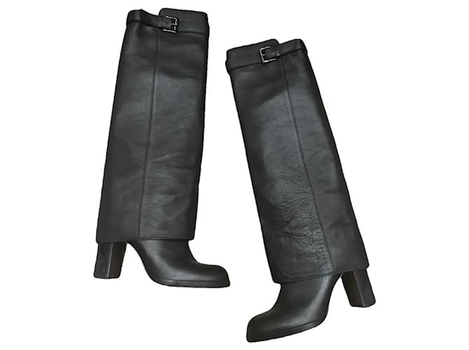 Superb Chanel gaiter boots Black Leather  ref.1200602