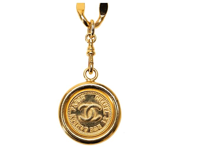 Cinto medalhão dourado Chanel com elos de corrente Metal Banhado a ouro  ref.1200637