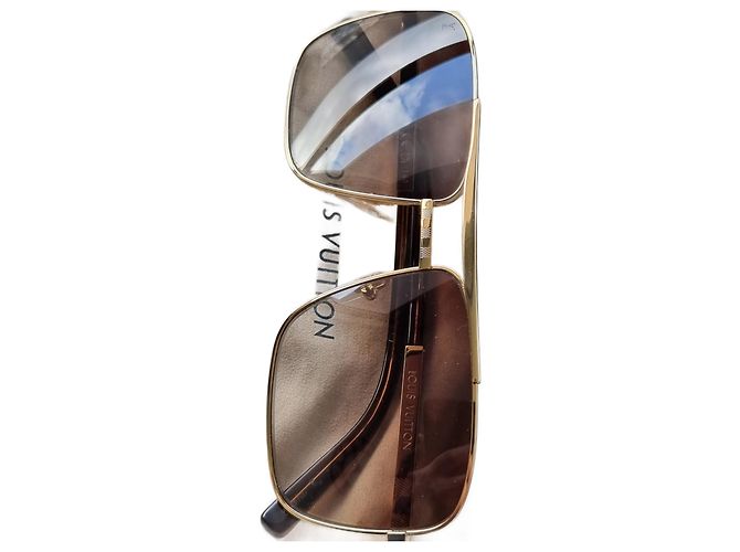 Louis Vuitton occhiali da sole D'oro