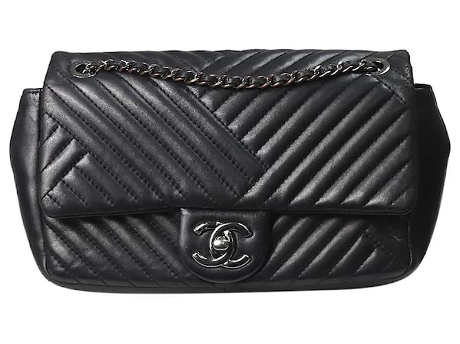Timeless Chanel Negro atemporal pequeño 2015 solapa metálica plateada Cuero  ref.1201241
