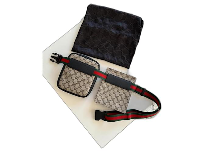 Gucci GG Supreme Bum Bag Black Beige Cloth  ref.1201263