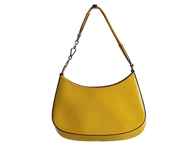 Prada Prada vintage Cleo shoulder bag in yellow leather  ref.1202002