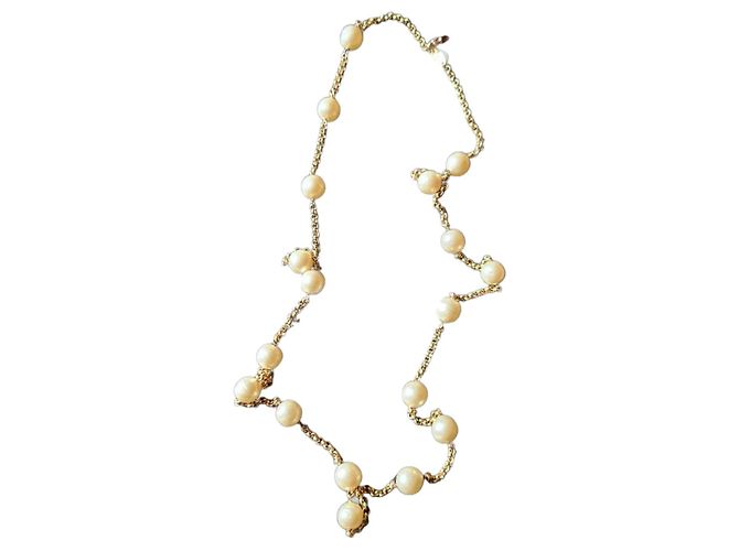 Collar largo Chanel dorado de metal