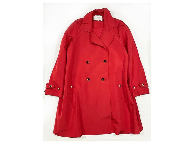Chanel Gabardinas Roja