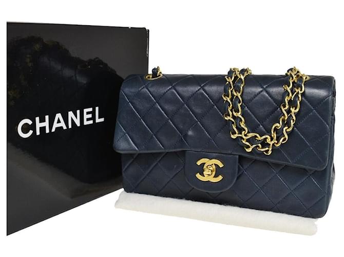 Classique Chanel Timeless Cuir Noir  ref.1202904