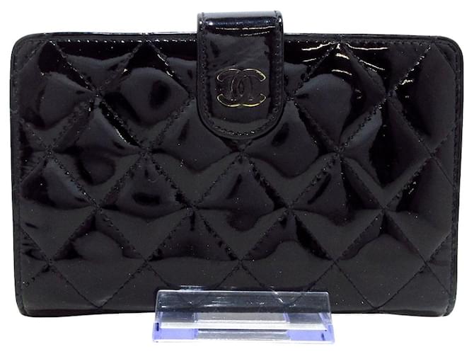 Chanel Matelassé Black Leather  ref.1203123
