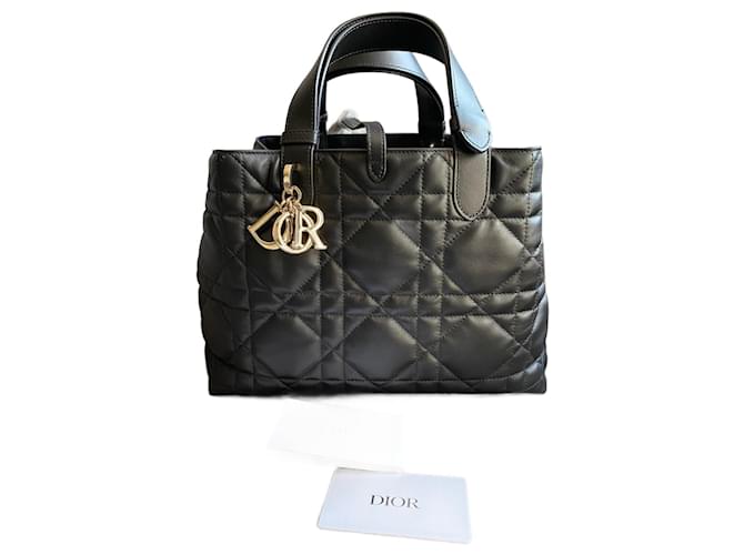 Dior Toujours Mm Black Leather  ref.1203130