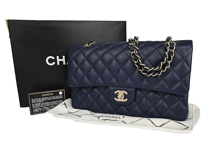 Chanel Timeless Marineblau Leder  ref.1203366