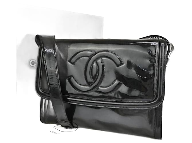 Classique CC de Chanel Cuir vernis Noir  ref.1203422