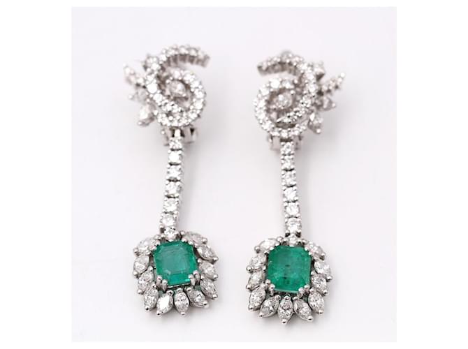Autre Marque Orecchini LYCEE con smeraldi e diamanti. Verde Oro bianco Diamante  ref.1203574
