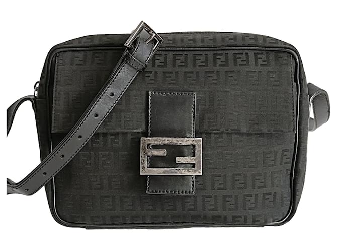 Fendi Camera shoulder bag in black Zucchino canvas Cloth  ref.1203947