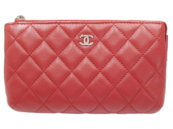 Timeless Chanel Matelassé Red Leather  ref.1204559