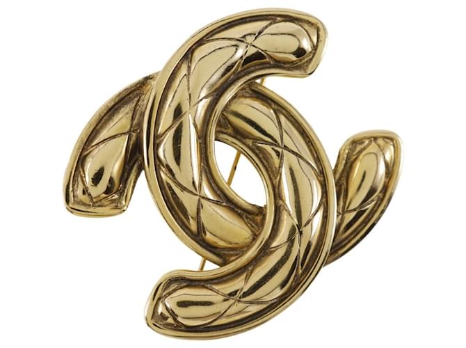 Chanel CC Dourado Banhado a ouro  ref.1204672